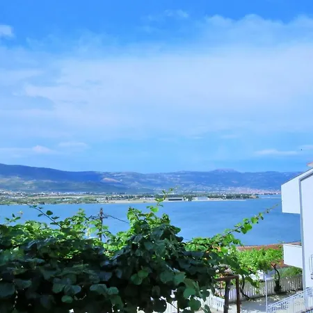Apartman Liovic 120m2 Trogir