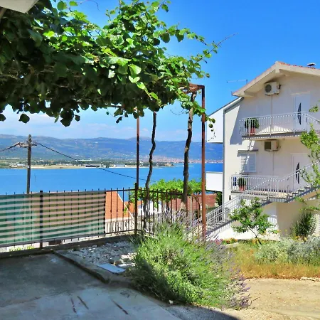 Apartman Liovic 120m2 Daire Trogir